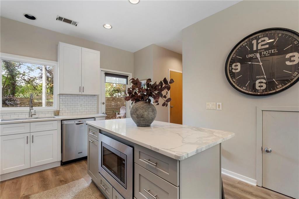 Brookhaven Studios - Residential