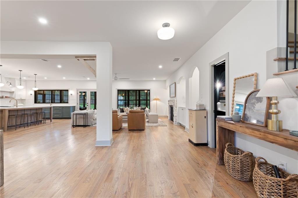 290 Walnutwood Trail