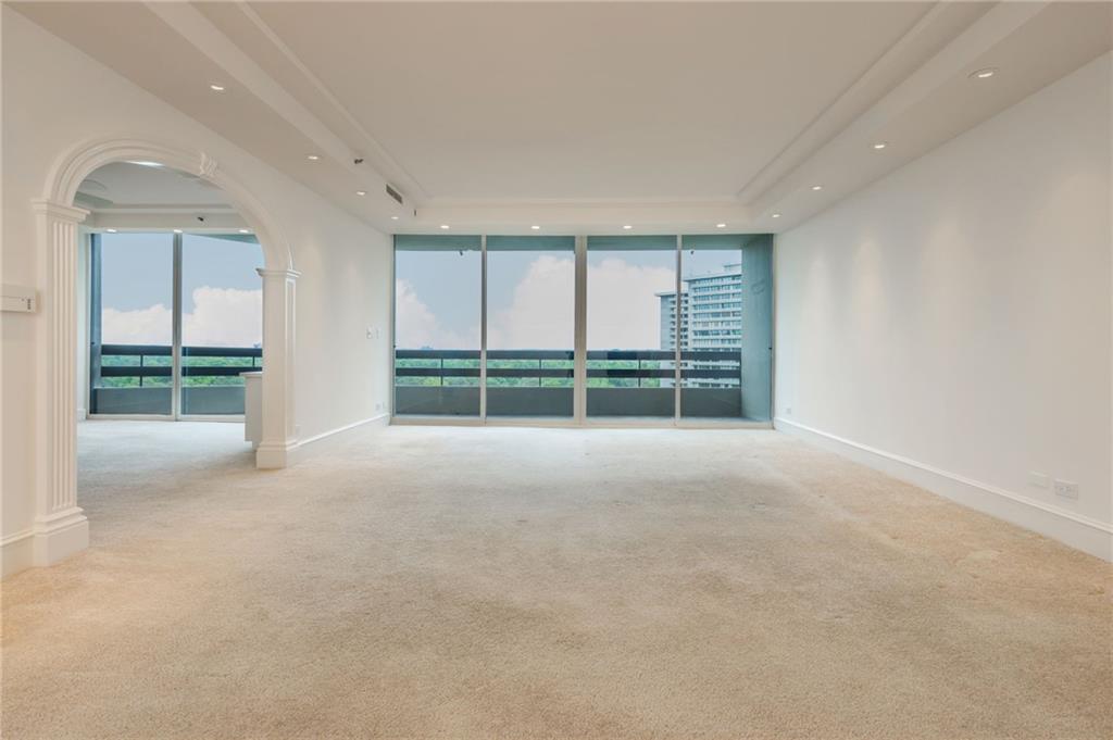 2660 Peachtree Road NW 15G