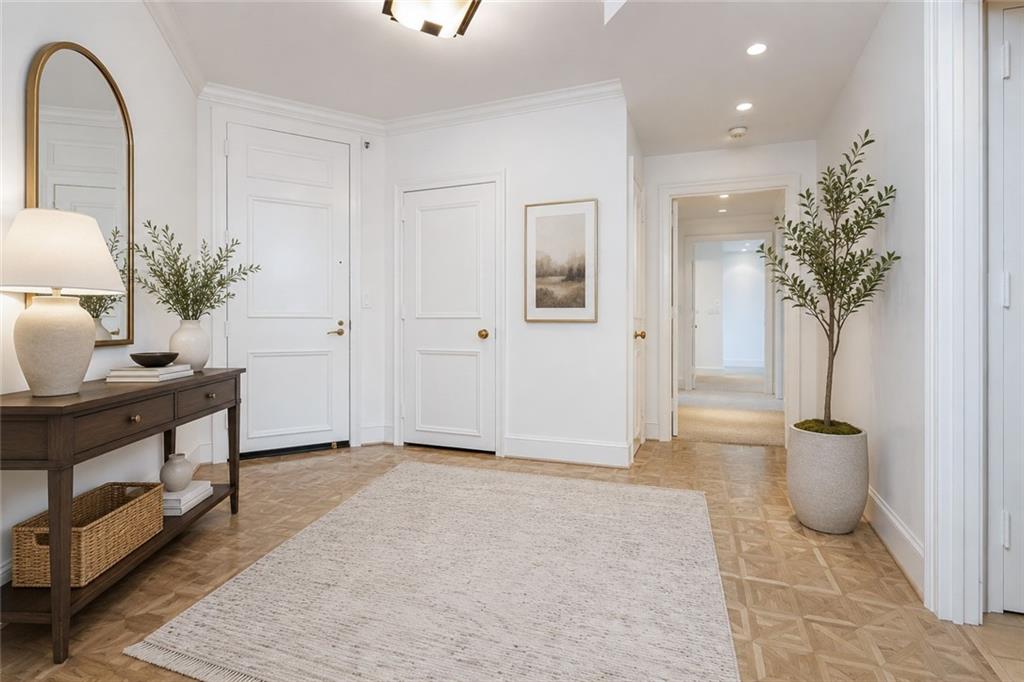 2660 Peachtree Road NW 15G