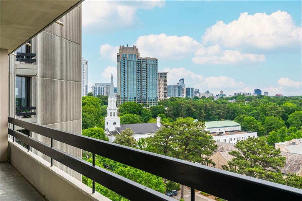 2660 Peachtree Road NW 15G