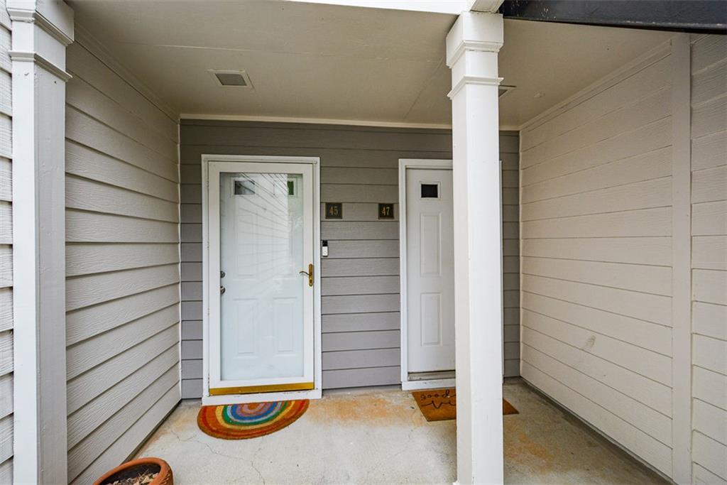 47 Arbor End SE