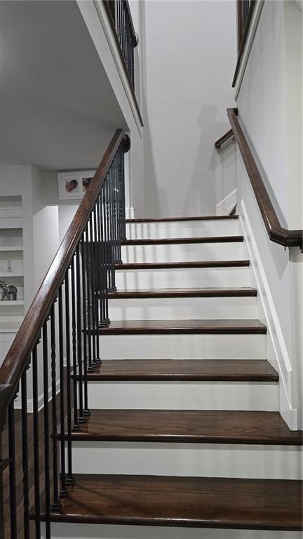 605 Lanshire Drive, Alpharetta, Georgia image 6