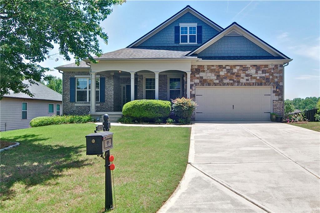 514 Creekshire Circle