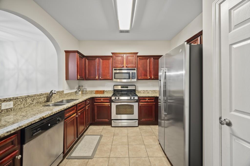 1278 Houndslake Drive