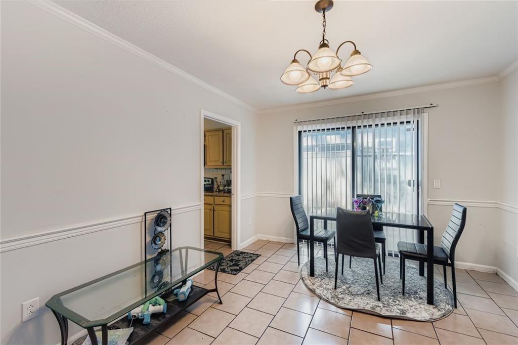 2 Willowick Drive
