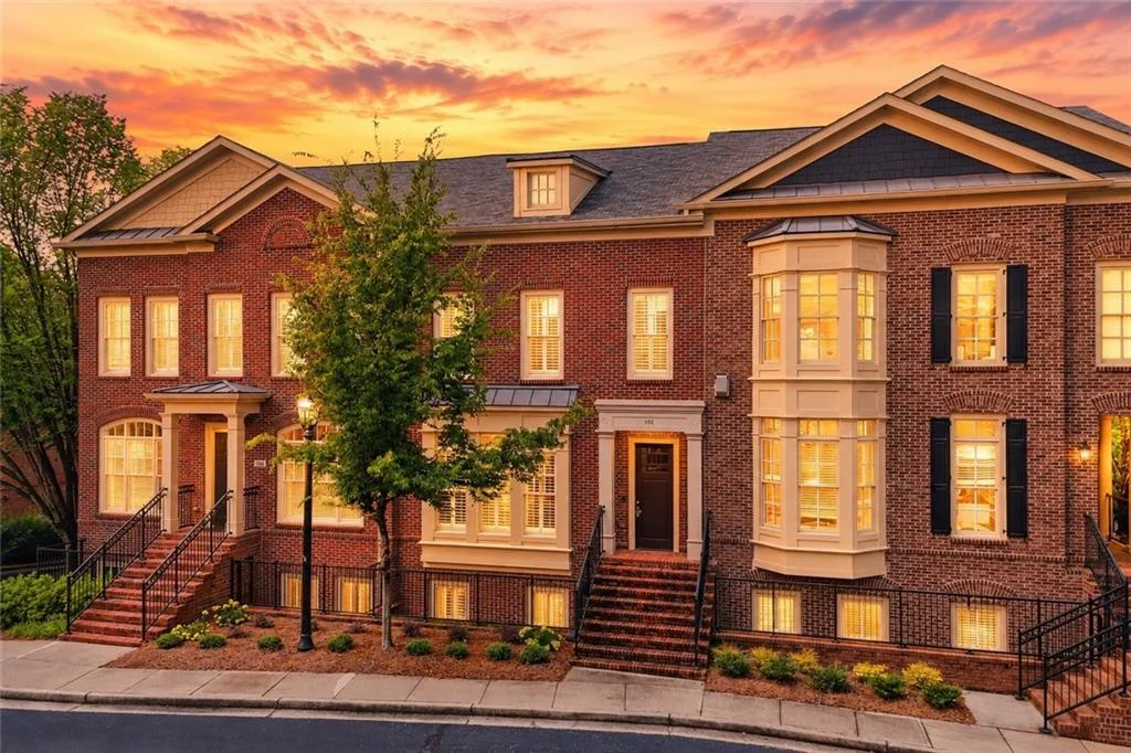 102 Riversgate Drive