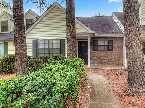 Townhouse For Sale - 5433 Park Pl Pl<br/> Clayton County, Atlanta, GA 30349