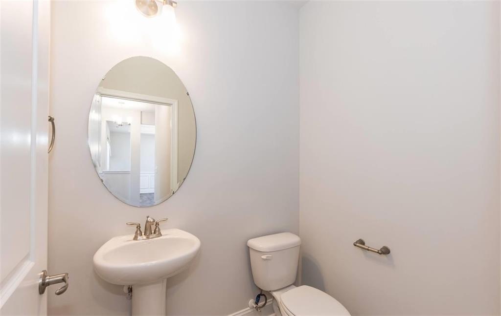 653 Forest Way, Cornelia, Georgia image 3