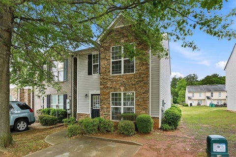 Townhouse For Sale - 1792 Gold Finch Way<br/> Douglas County, Austell, GA 30168