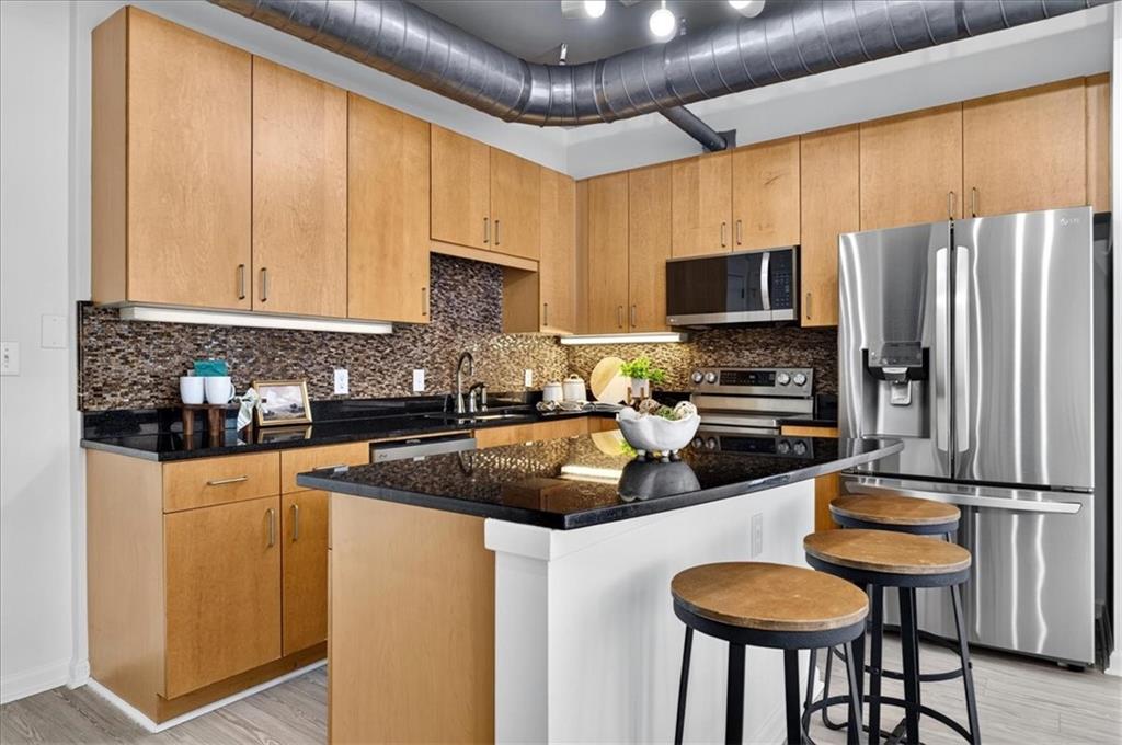 5300 Peachtree Road 2604