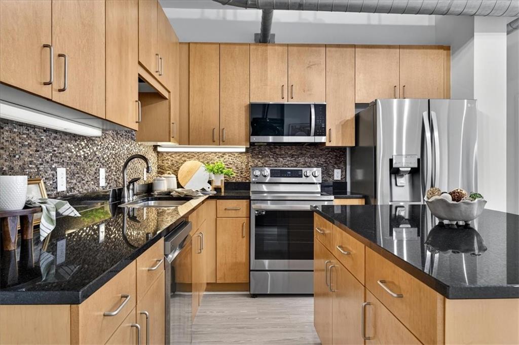 5300 Peachtree Road 2604