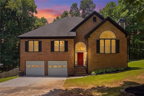Homes For Sale - 2516 Lorne Court<br/> Marietta, GA 30064