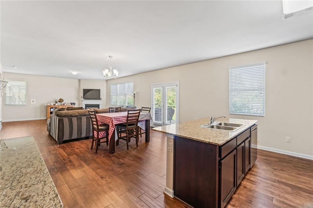 3111 Boxwood Crossing