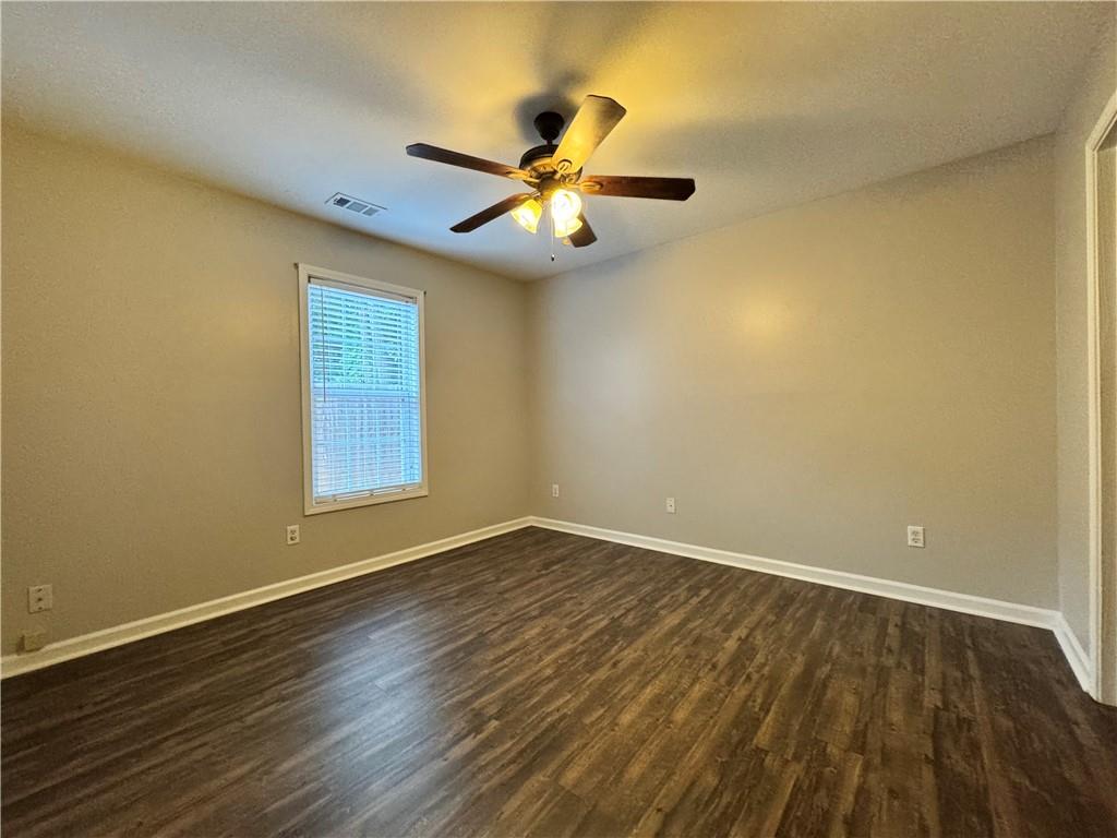 GROVE PARK IN TOWNE LAKE - Residential Lease