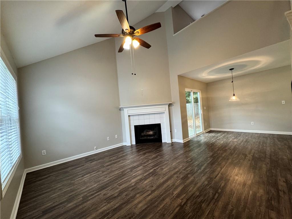 GROVE PARK IN TOWNE LAKE - Residential Lease