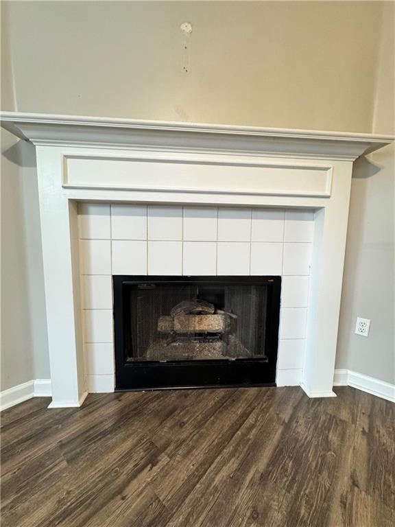 GROVE PARK IN TOWNE LAKE - Residential Lease