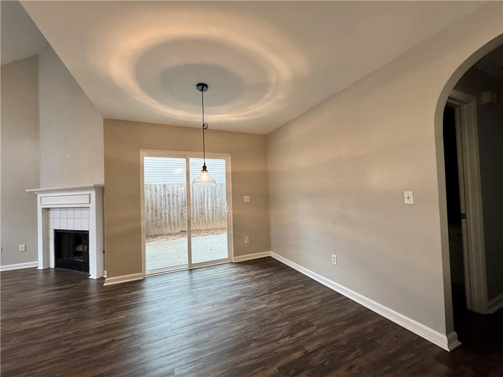 GROVE PARK IN TOWNE LAKE - Residential Lease