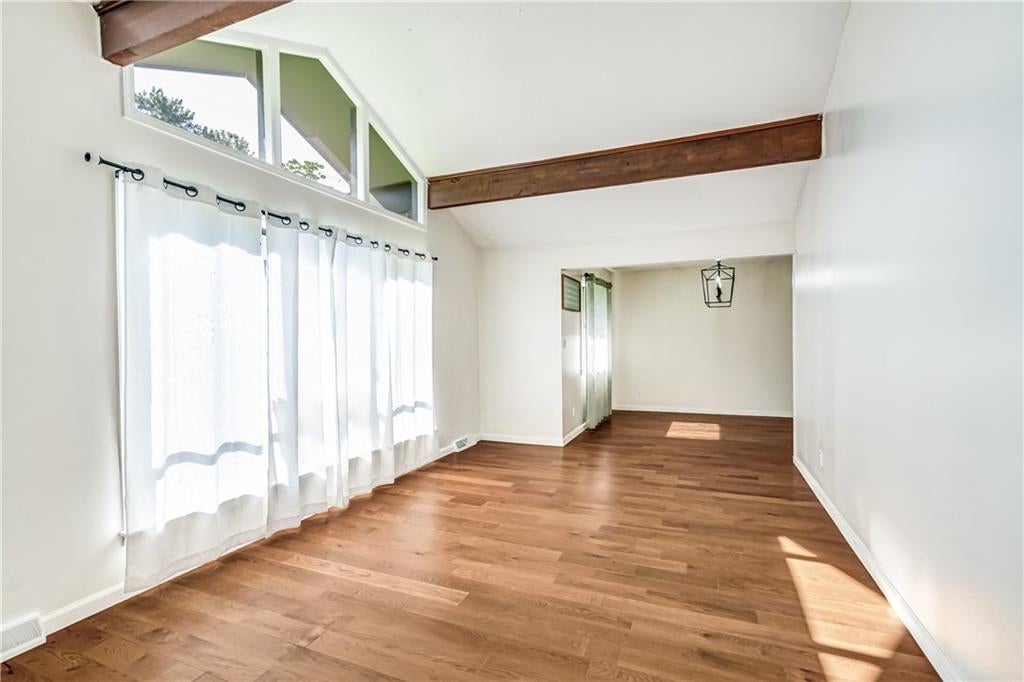 2814 Suncrest Drive