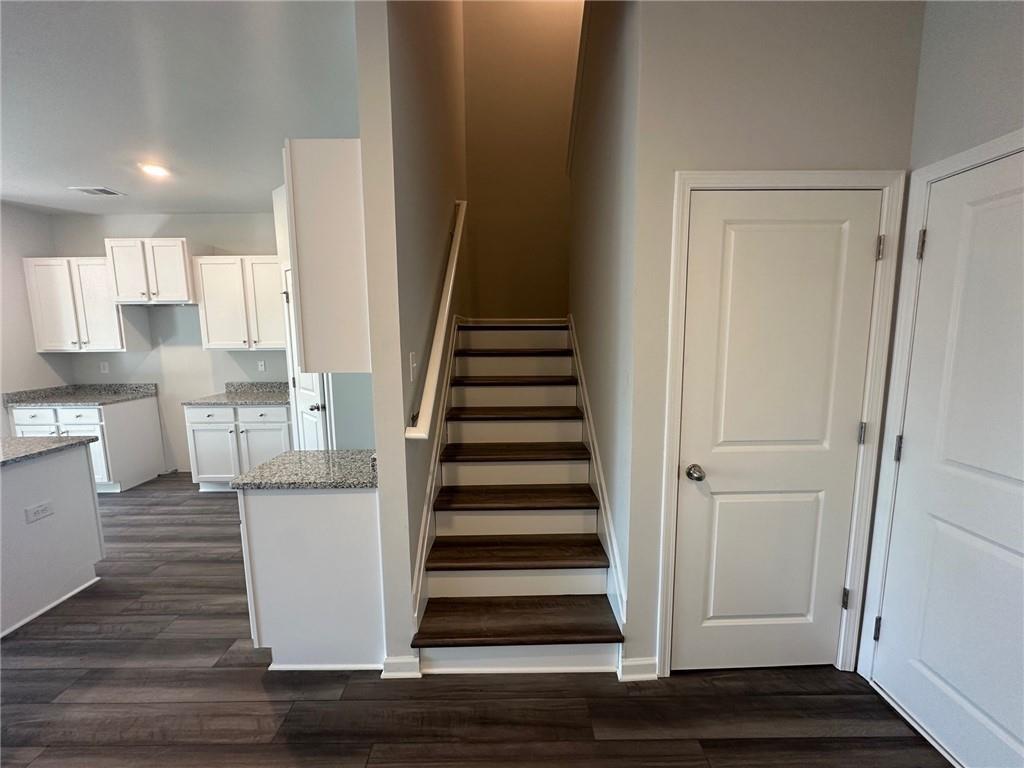 8666 Webb Road, Riverdale, Georgia image 7