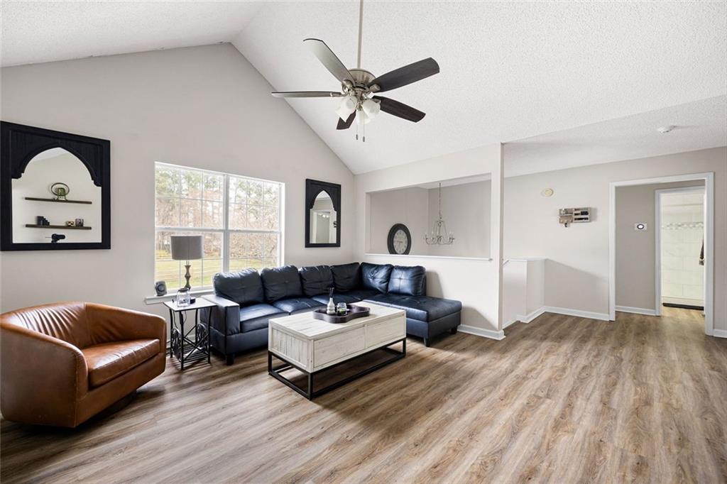 21 Camden Woods Drive NW