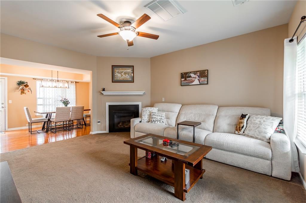 4858 Tangerine Circle