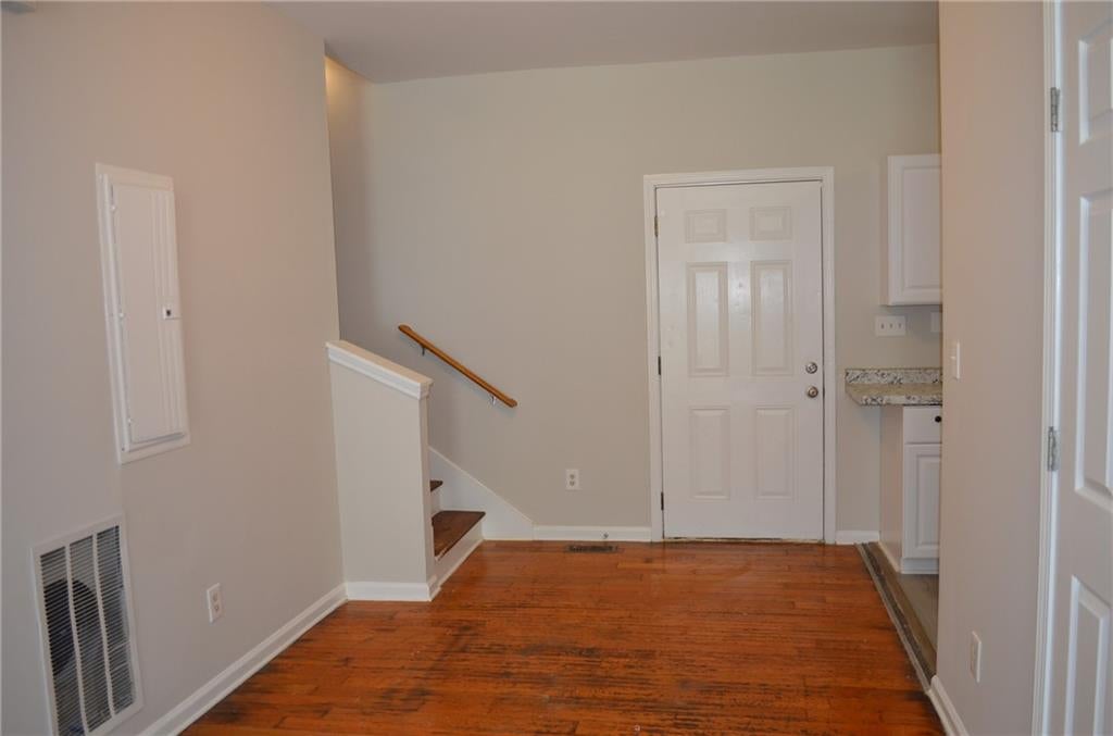 259 Rosser Street