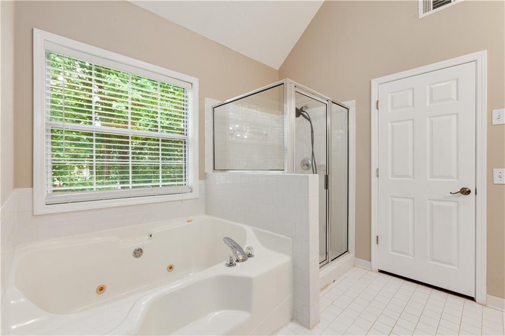 5705 Cannonero Drive, Alpharetta, Georgia image 23
