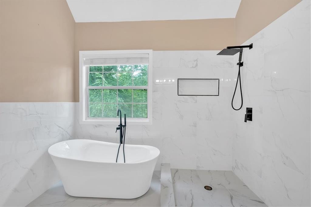 5705 Cannonero Drive, Alpharetta, Georgia image 21