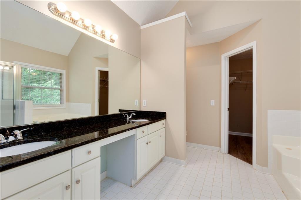 5705 Cannonero Drive, Alpharetta, Georgia image 19