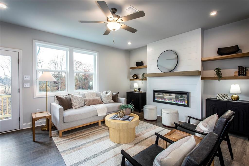 386 Sunset Hollow Street 01