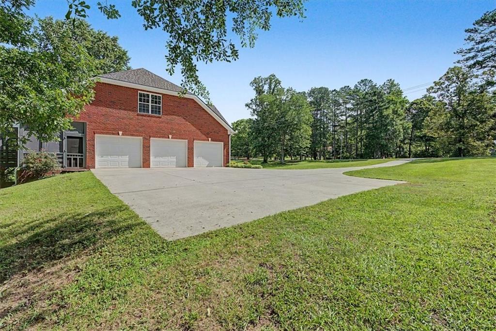 994 Rainey Road