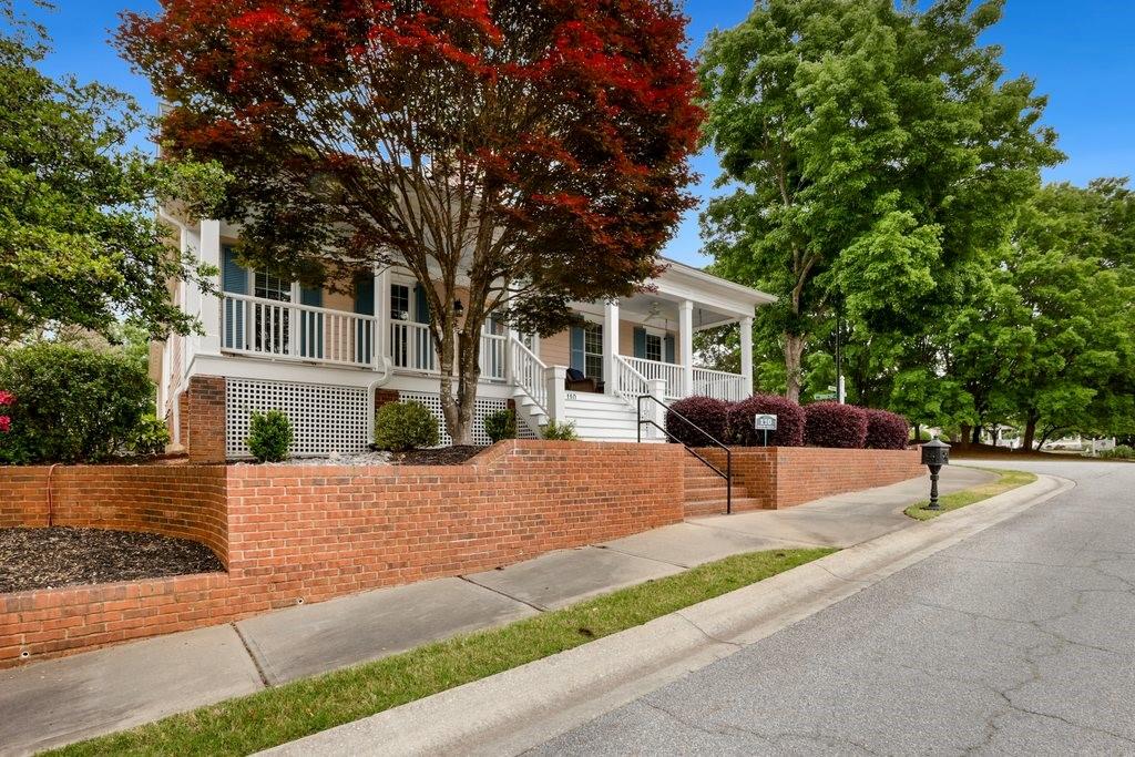 110 Apple Blossom Lane, Fayetteville, Georgia image 2