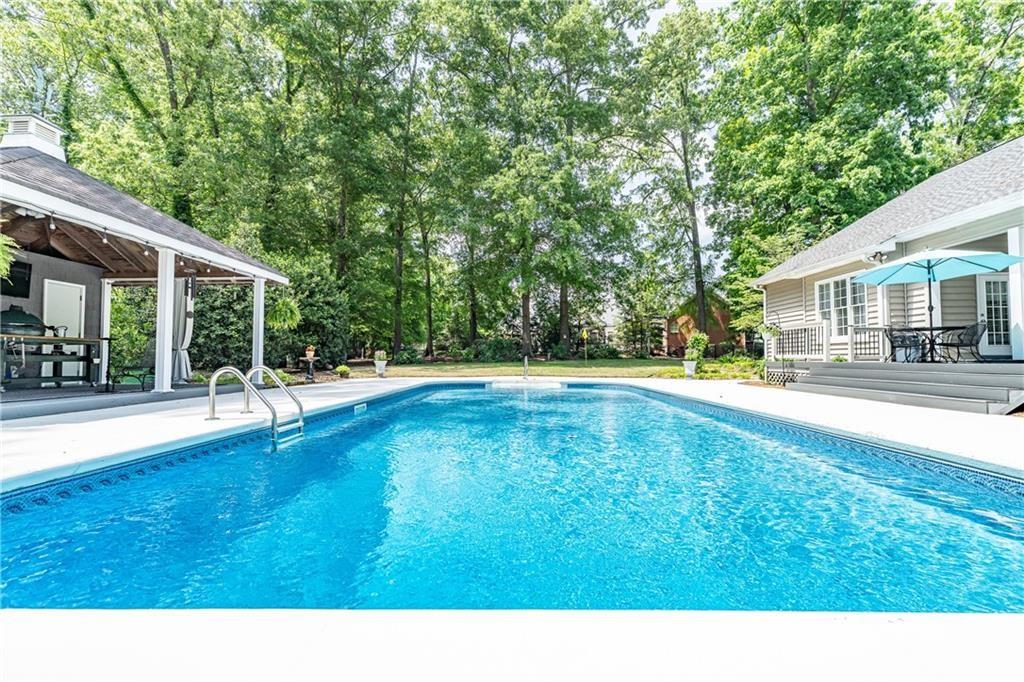 426 Fields Ferry Drive NE