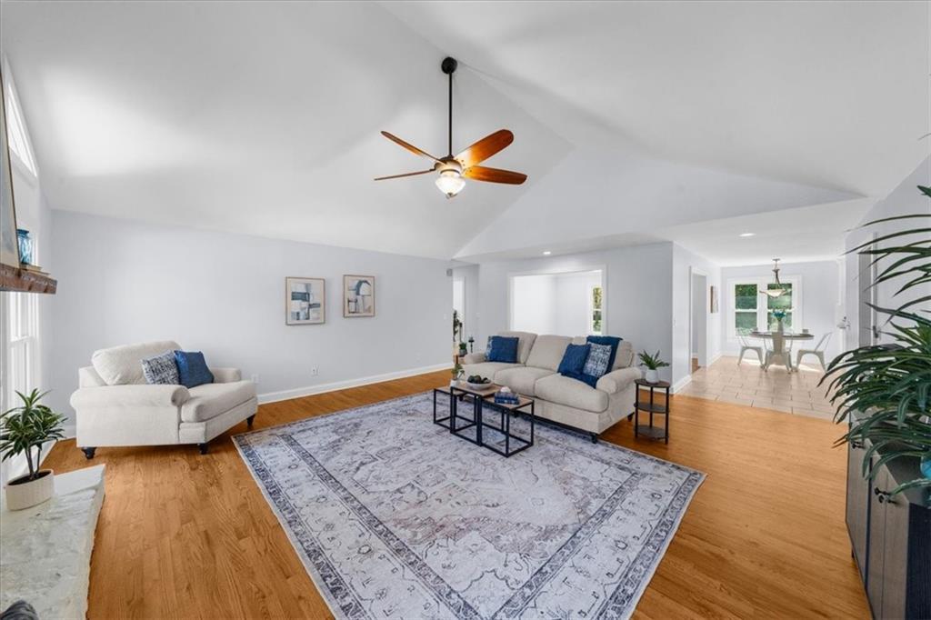 560 Saddle Creek Circle, Roswell, Georgia image 8