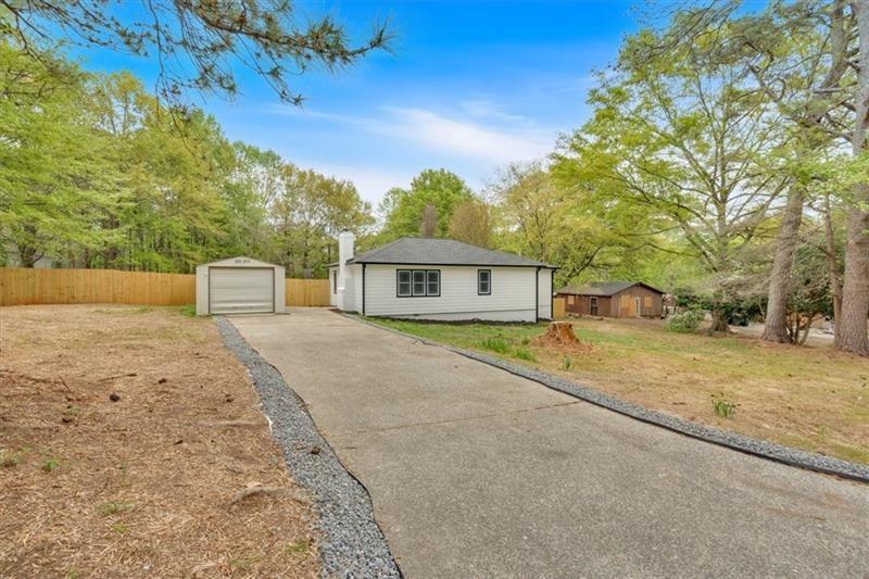 484 Lorene Drive, Marietta, Georgia image 3