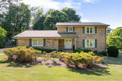Homes For Sale - 465 Pine Forest Drive<br/> Lawrenceville, GA 30046