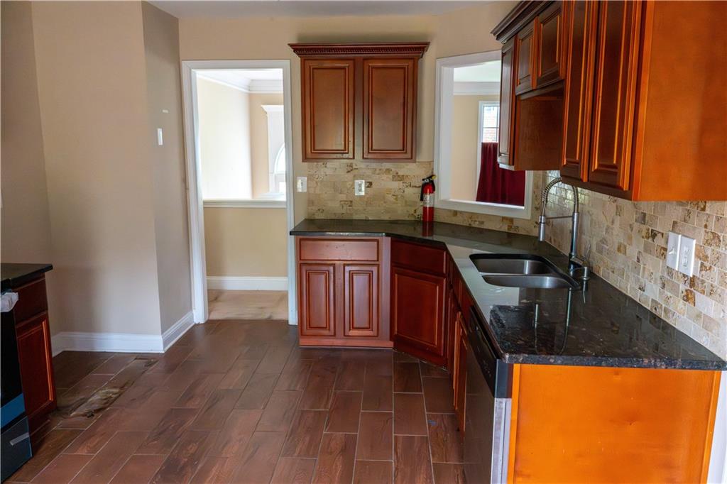 4527 Berline Drive, Lithonia, Georgia image 6