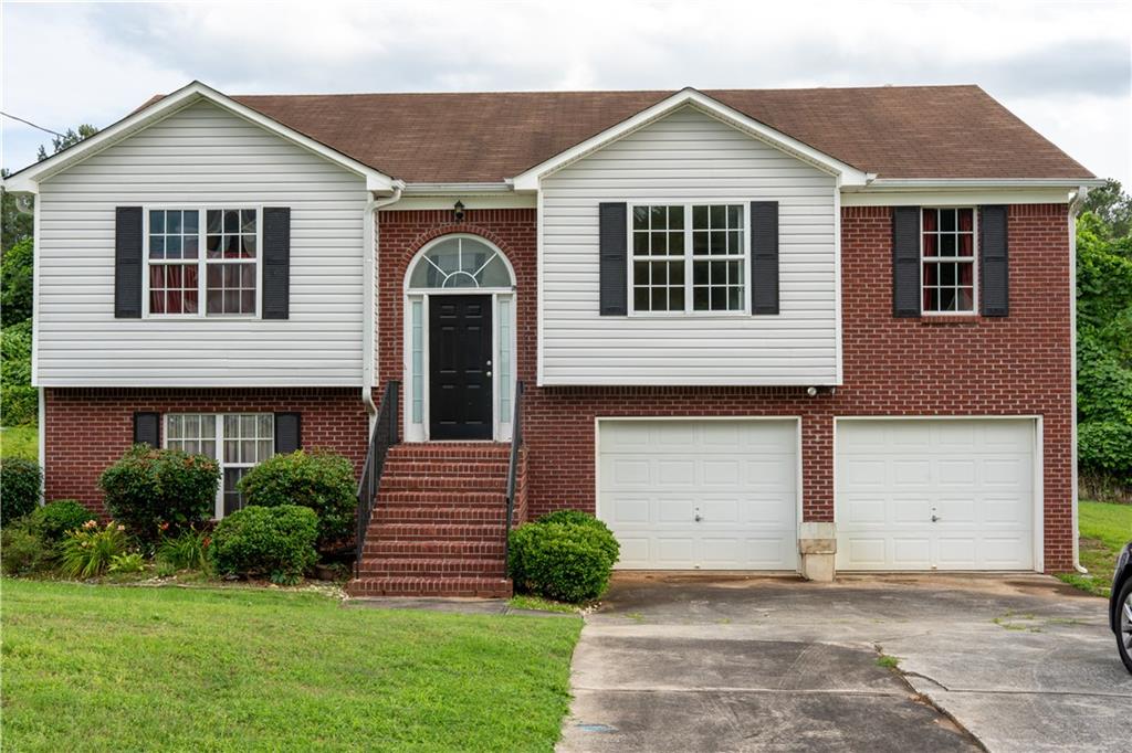4527 Berline Drive, Lithonia, Georgia image 1