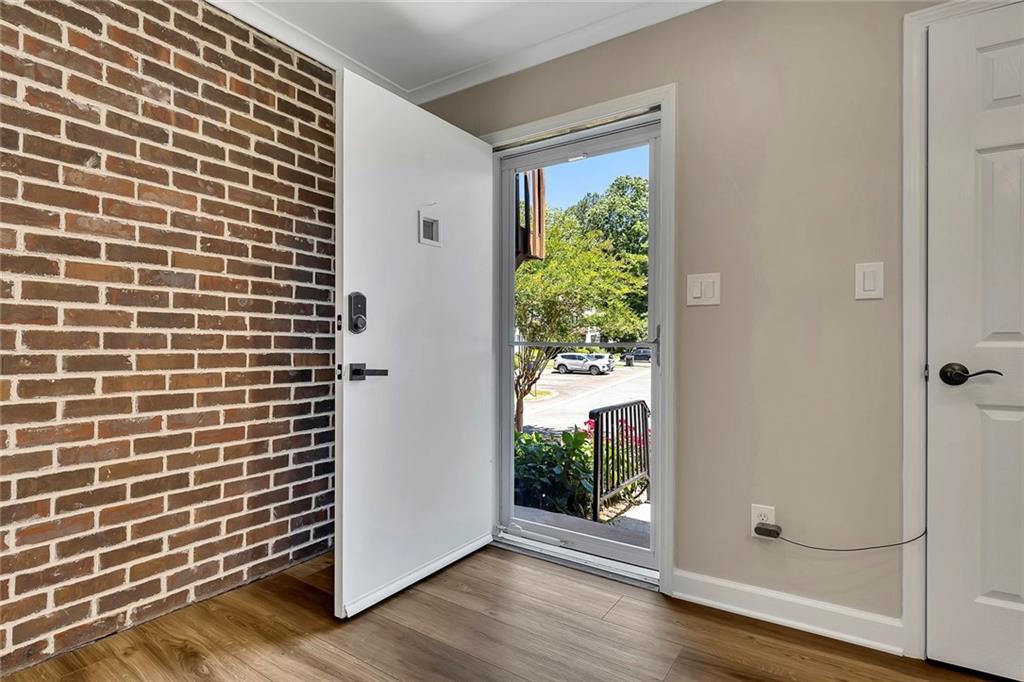 9 Fairway Drive NW