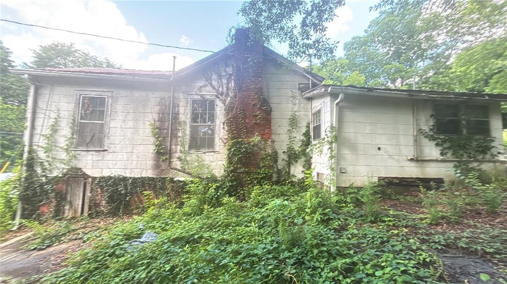304 Perkins Street NE
