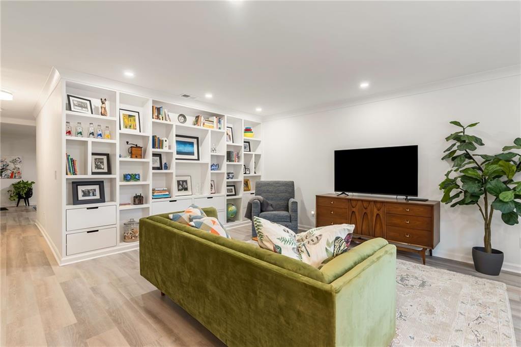 1117 Moorestown Circle