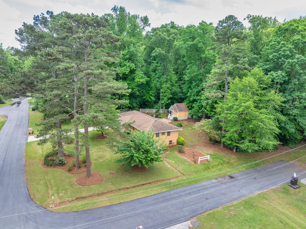 519 Beaver Ruin Way, Lilburn, Georgia image 3