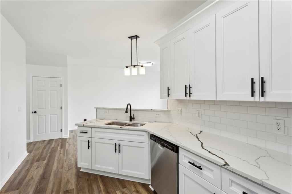 326 Oakview Way, Canton, Georgia image 7