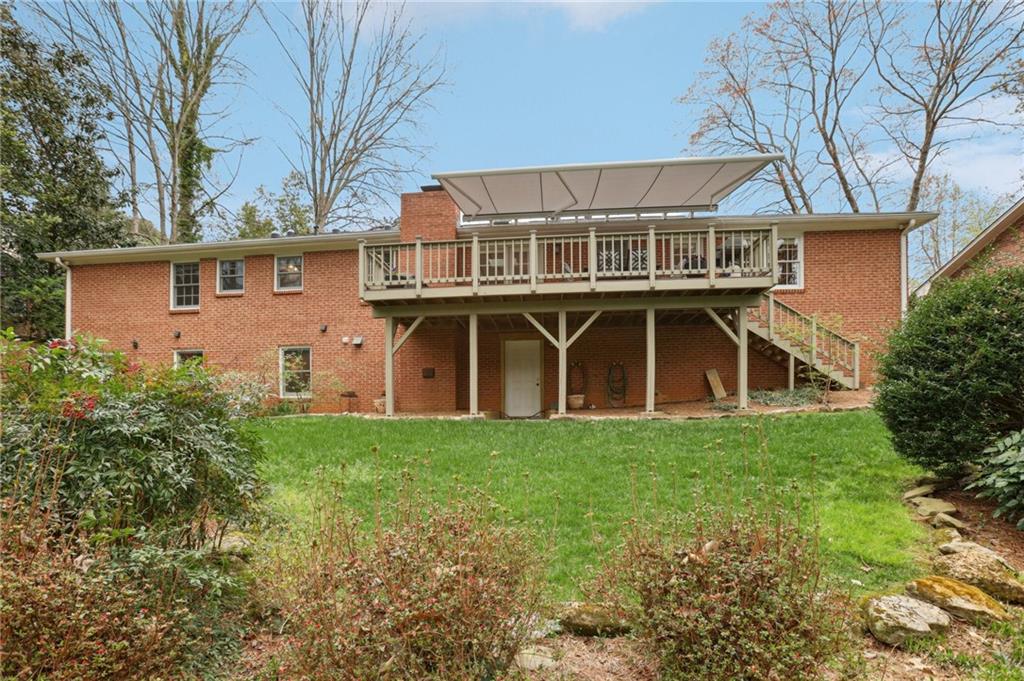 185 W Spalding Drive, Sandy Springs, Georgia image 49