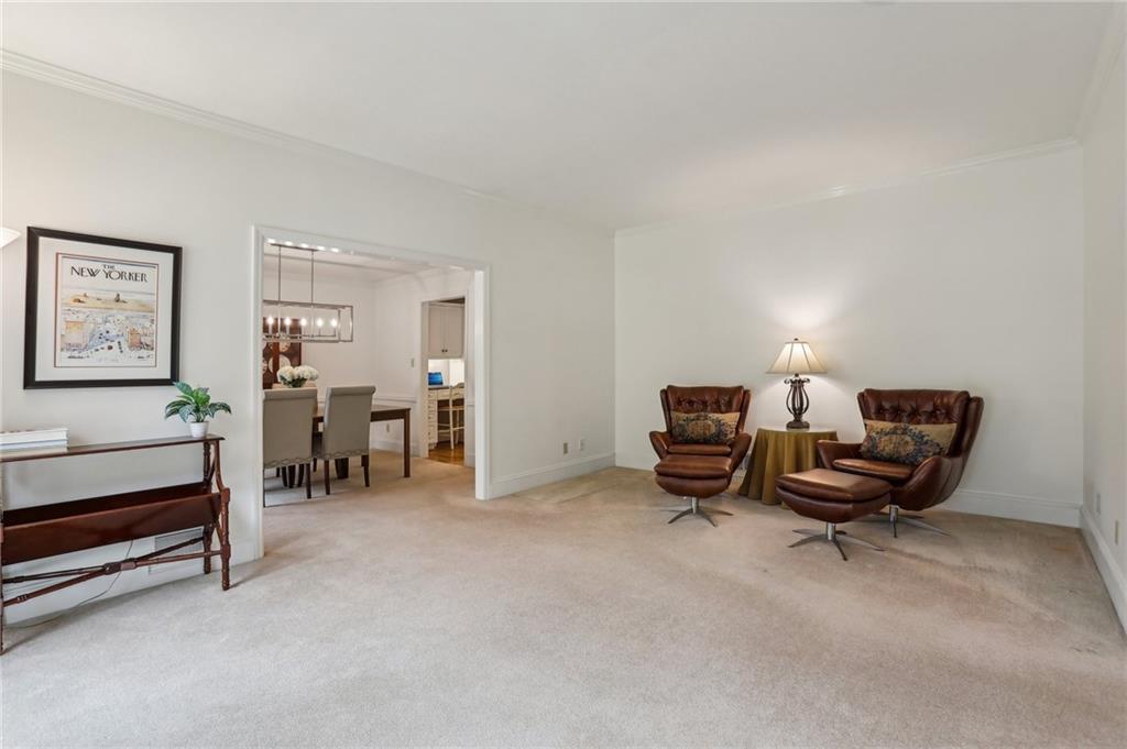 185 W Spalding Drive, Sandy Springs, Georgia image 26