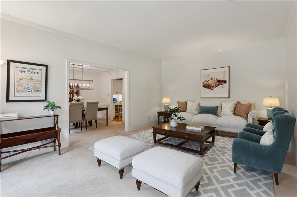 185 W Spalding Drive, Sandy Springs, Georgia image 25