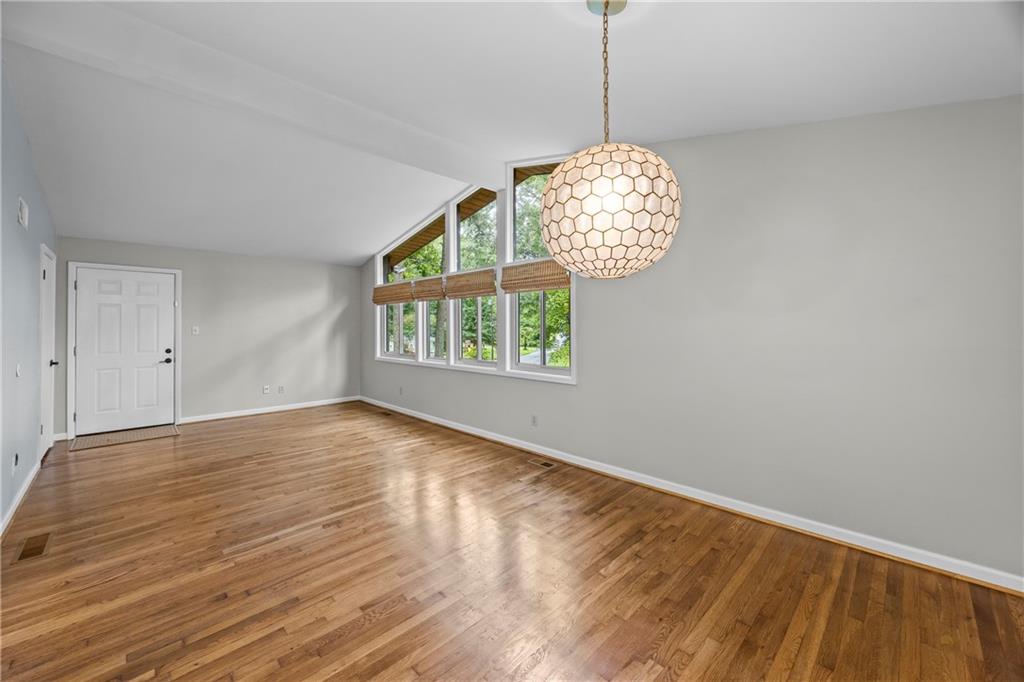 1144 Greenbriar Circle