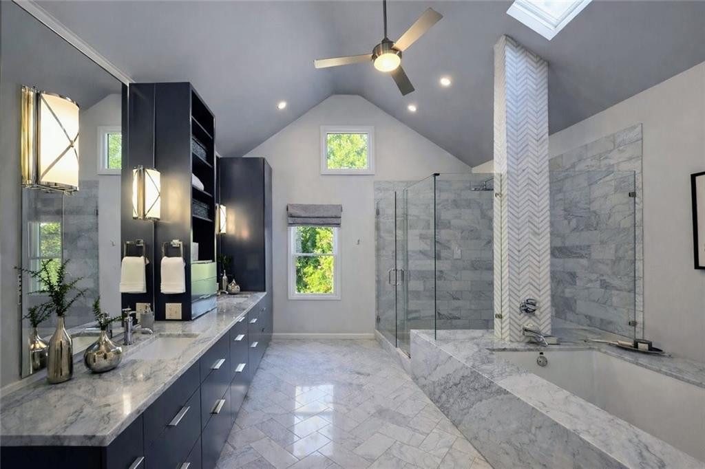 639 Kimberly Lane NE