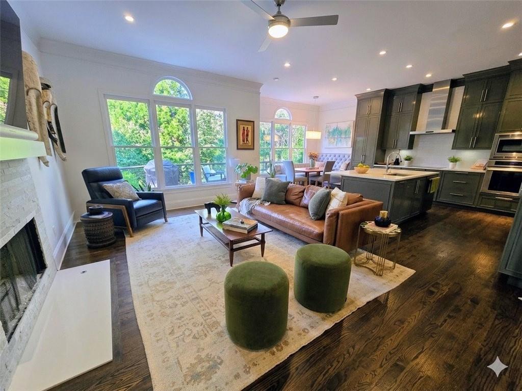 639 Kimberly Lane NE